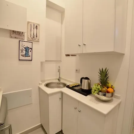 Апартаменты Residenze Chamur Via Volturno *